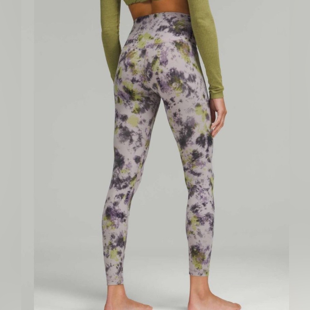 Lululemon Align High-Rise Pant 28"
Radial Tie Dye Mauve Grey Multi size 4 - Picture 2 of 6